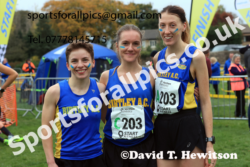 Senior Womens relay, 2025 Northern Cross Country Relays, Graves Park, Sheffield. Photo: David T. Hewitson/Sports for All Pics
